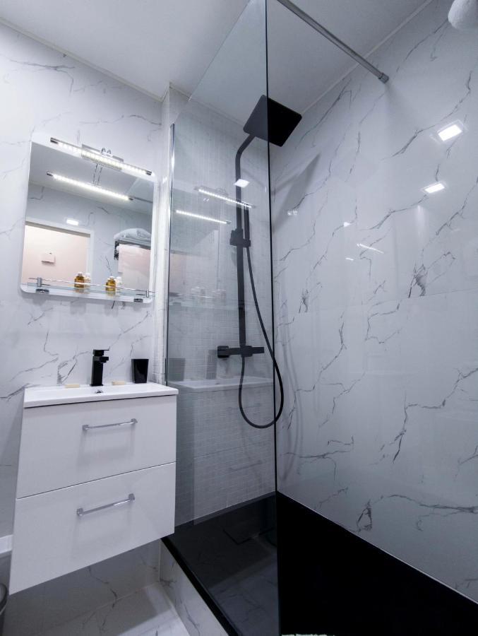 1 Min To The Beach Apartment - Kitchen - Tramway - Air Conditioner - Wifi - Promenade Des Anglais Nizza Exterior foto